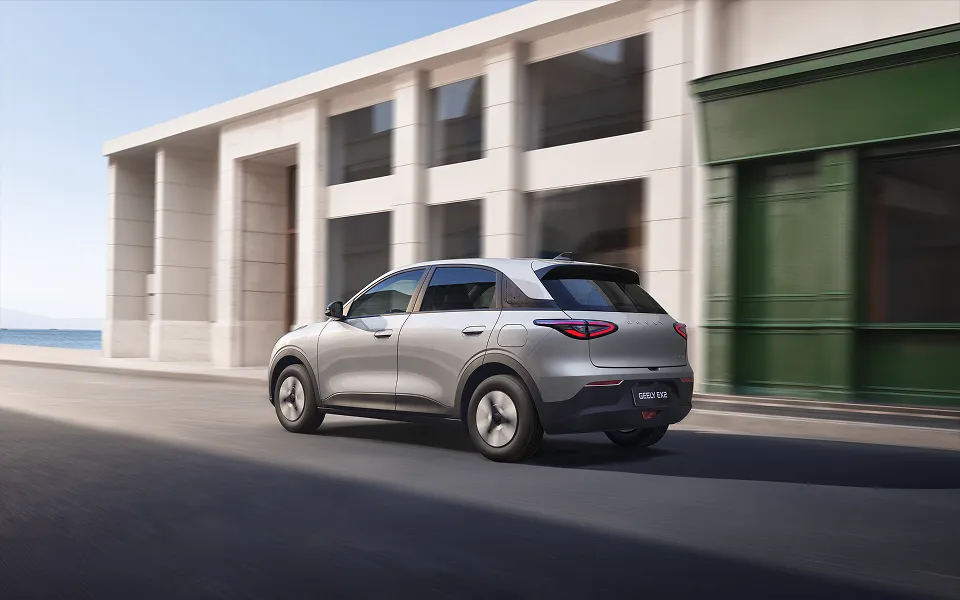 Geely EX2 фото