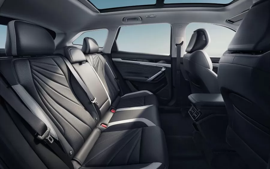 Geely Atlas New фото